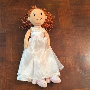 Manhattan Toy Groovy Girls Jennibelle Dreamtastic Bride Doll Red Hair